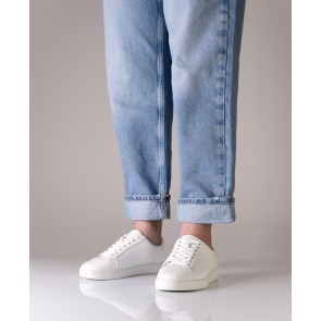7025_leather_white_d